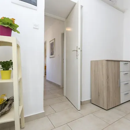 Casa Mai בית נופש Brovinje