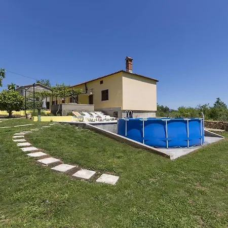 בית נופש Casa Mai Brovinje